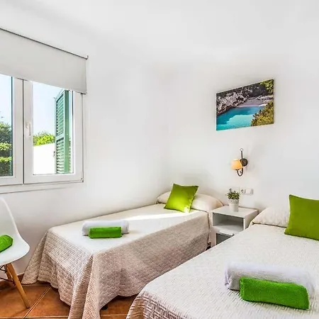 Cala'n Blanes Sleeps 6 Pool Air Con Wifi Willa